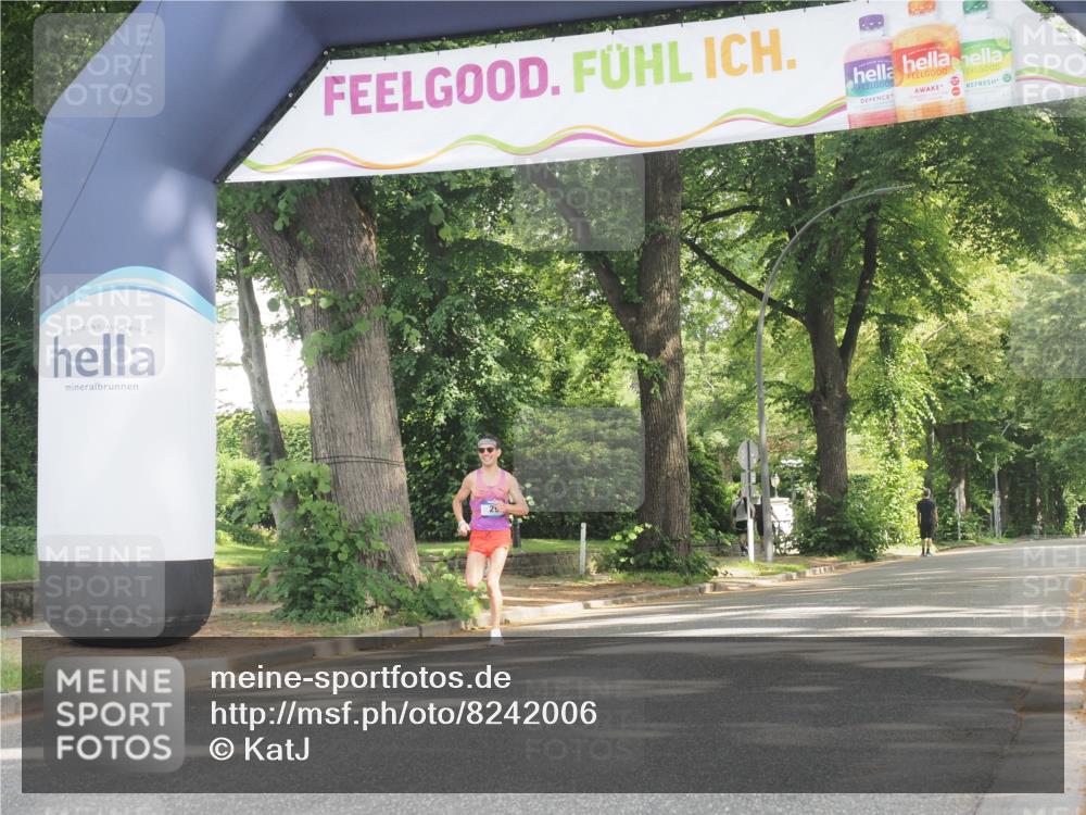 29.06.2025 - hella hamburg halbmarathon KatJ http://msf.ph/oto/8242006 29.06.2025 10:01:02 Zwischen KM18-KM19  meine-sportfotos.de
