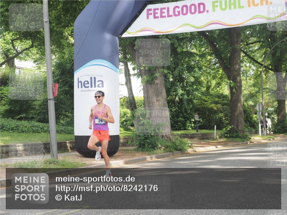 29.06.2025 - hella hamburg halbmarathon KatJ http://msf.ph/oto/8242176 29.06.2025 10:01:04 Zwischen KM18-KM19  meine-sportfotos.de