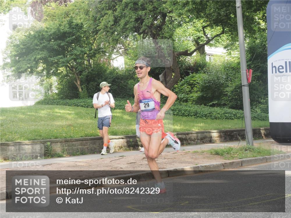 29.06.2025 - hella hamburg halbmarathon KatJ http://msf.ph/oto/8242329 29.06.2025 10:01:05 Zwischen KM18-KM19 29 meine-sportfotos.de