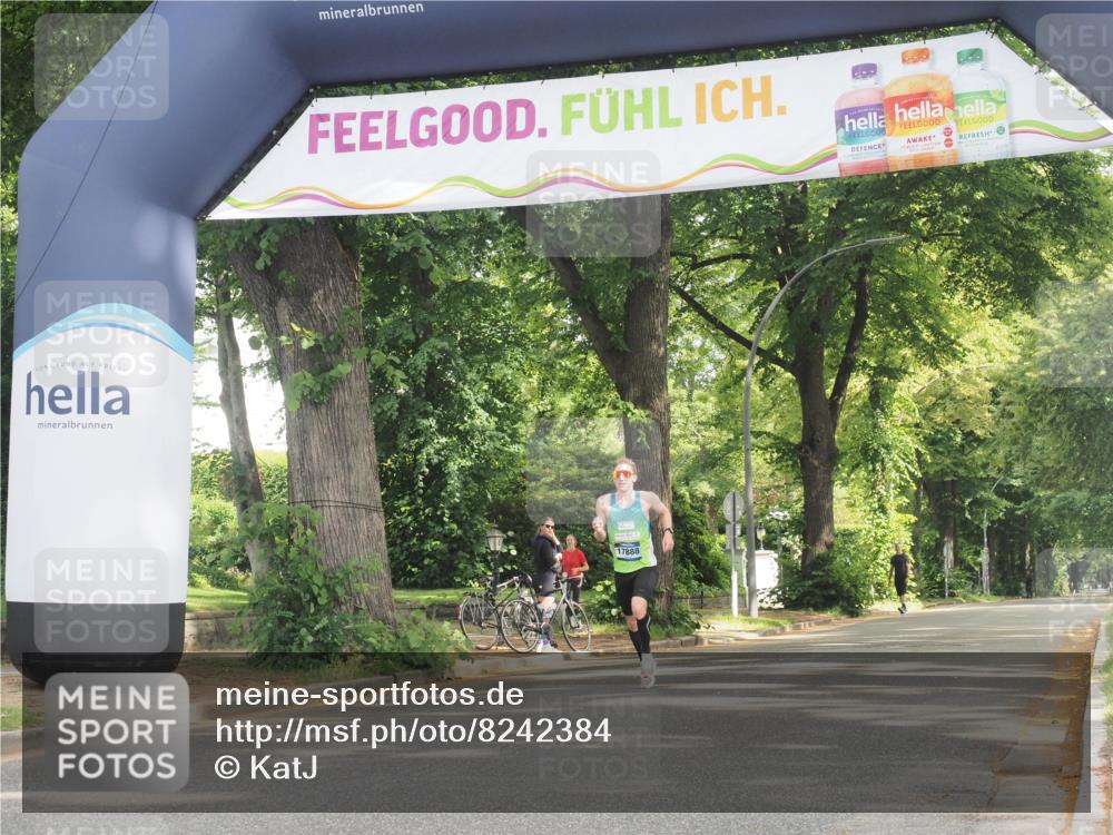 29.06.2025 - hella hamburg halbmarathon KatJ http://msf.ph/oto/8242384 29.06.2025 10:02:46 Zwischen KM18-KM19 46 meine-sportfotos.de