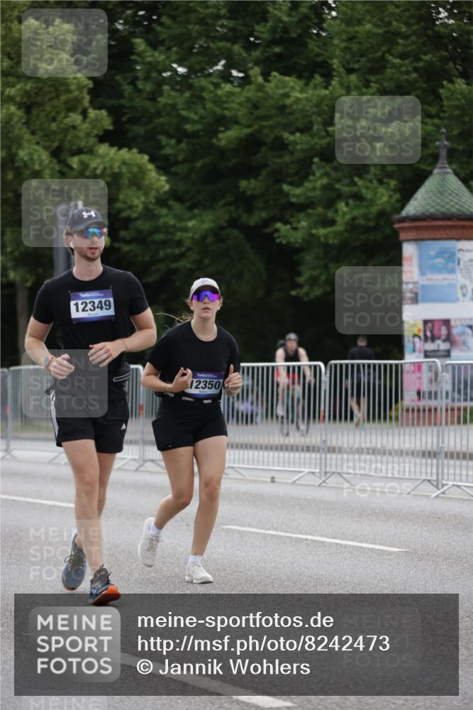 29.06.2025 - hella hamburg halbmarathon Jannik Wohlers http://msf.ph/oto/8242473 29.06.2025 10:29:57 Lombardsbrücke 2901, 3443, 3573, 4575, 4819, 6616, 10880, 12349, 12350, 12504, 12687, 12688, 12710, 13418, 14421, 15789, 15938, 16504, 16601, 16604, 16864, 18046, 18671 meine-sportfotos.de
