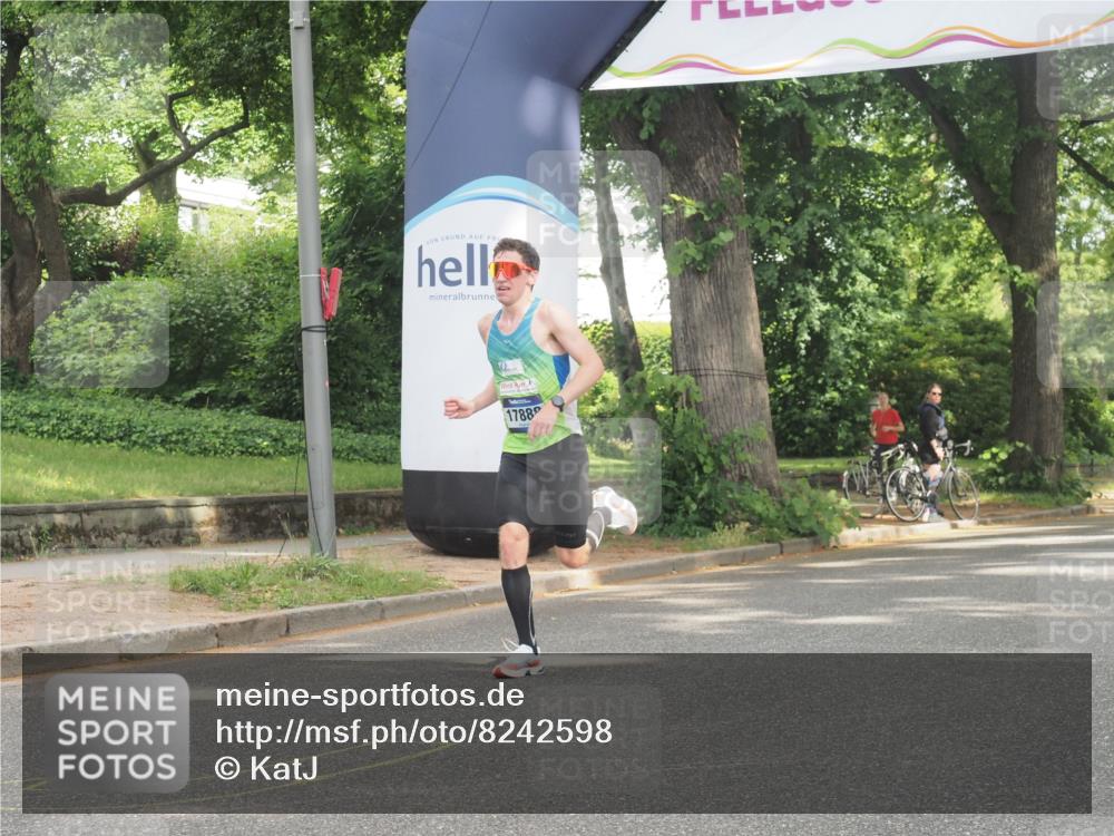 29.06.2025 - hella hamburg halbmarathon KatJ http://msf.ph/oto/8242598 29.06.2025 10:02:48 Zwischen KM18-KM19  meine-sportfotos.de