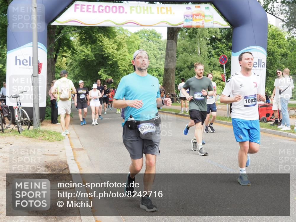 29.06.2025 - hella hamburg halbmarathon MichiJ http://msf.ph/oto/8242716 29.06.2025 11:24:09 Zwischen KM18-KM19 1856, 3445, 5849, 7120, 7329, 8583, 10025, 10845, 10846, 11456, 11457, 11565, 13265, 13266, 14684, 15002, 15353, 15364, 18298, 18299, 18795, 18892 meine-sportfotos.de