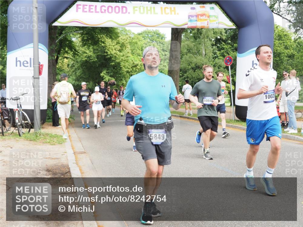 29.06.2025 - hella hamburg halbmarathon MichiJ http://msf.ph/oto/8242754 29.06.2025 11:24:10 Zwischen KM18-KM19 1856, 3445, 5849, 7120, 7329, 10025, 10845, 10846, 11456, 11457, 11565, 13265, 13266, 15002, 15353, 15364, 18298, 18299, 18795, 18892 meine-sportfotos.de