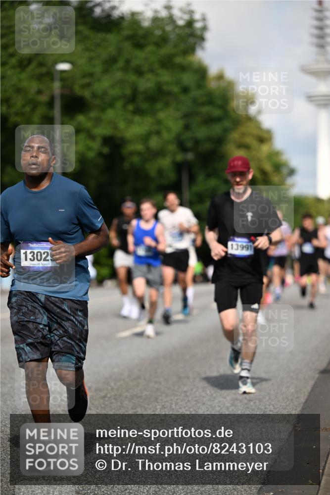 29.06.2025 - hella hamburg halbmarathon Dr. Thomas Lammeyer http://msf.ph/oto/8243103 29.06.2025 09:51:11 Kennedybrücke 1164, 1217, 1562, 1644, 2196, 2296, 2404, 3783, 4602, 5092, 5923, 8362, 8901, 9944, 10384, 10968 meine-sportfotos.de