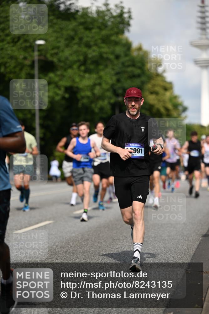 29.06.2025 - hella hamburg halbmarathon Dr. Thomas Lammeyer http://msf.ph/oto/8243135 29.06.2025 09:51:11 Kennedybrücke 1164, 1217, 1562, 1644, 2196, 2296, 2404, 3783, 4602, 5092, 5923, 8362, 8901, 9944, 10384, 10968 meine-sportfotos.de