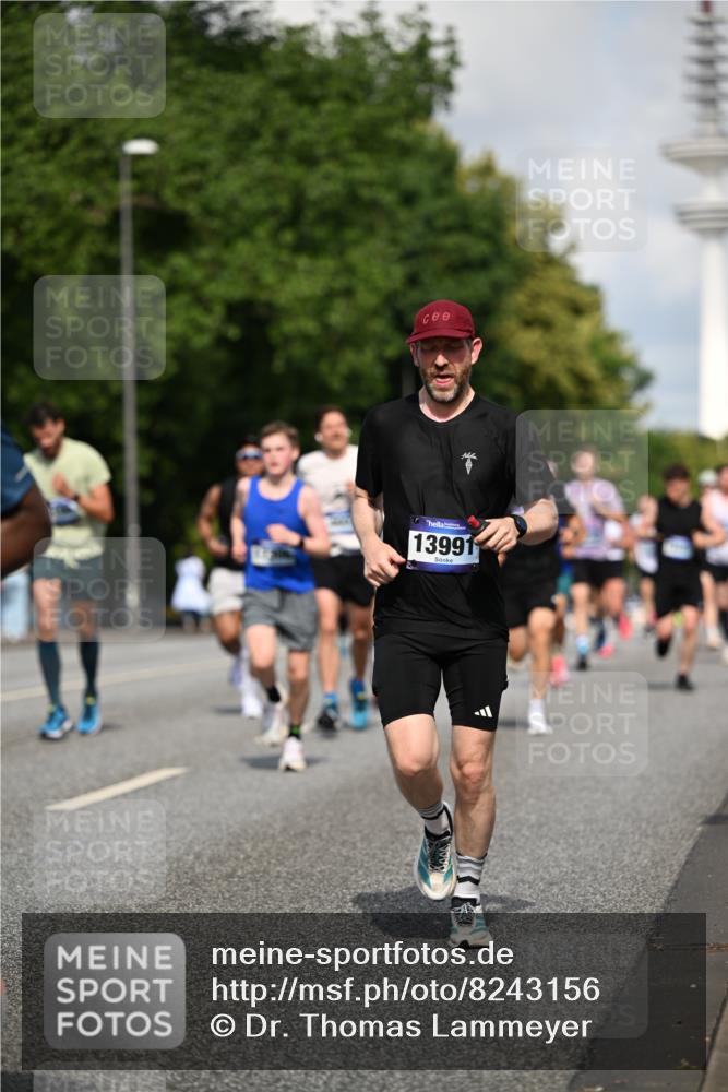 29.06.2025 - hella hamburg halbmarathon Dr. Thomas Lammeyer http://msf.ph/oto/8243156 29.06.2025 09:51:11 Kennedybrücke 1164, 1217, 1562, 1644, 2196, 2296, 2404, 3783, 4602, 5092, 5923, 8362, 8901, 9944, 10384, 10968 meine-sportfotos.de