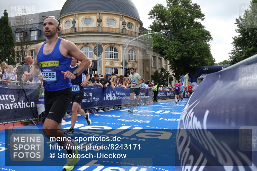 29.06.2025 - hella hamburg halbmarathon Strokosch-Dieckow http://msf.ph/oto/8243171 29.06.2025 10:37:47 Ziel 1505, 1615, 2196, 2404, 3480, 9171, 13148, 13595, 18103, 18276, 18277, 18529 meine-sportfotos.de