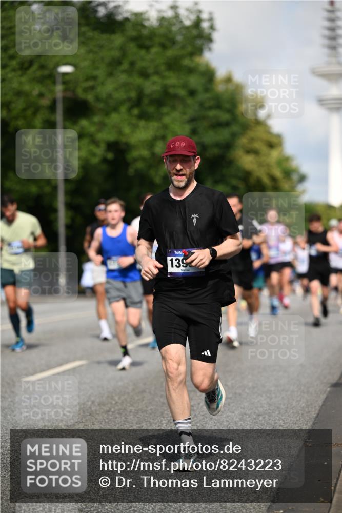 29.06.2025 - hella hamburg halbmarathon Dr. Thomas Lammeyer http://msf.ph/oto/8243223 29.06.2025 09:51:12 Kennedybrücke 1164, 1562, 1644, 2196, 2296, 2404, 3783, 4602, 5092, 5923, 8362, 8901, 9178, 9944, 10384, 10968, 11202, 11227 meine-sportfotos.de