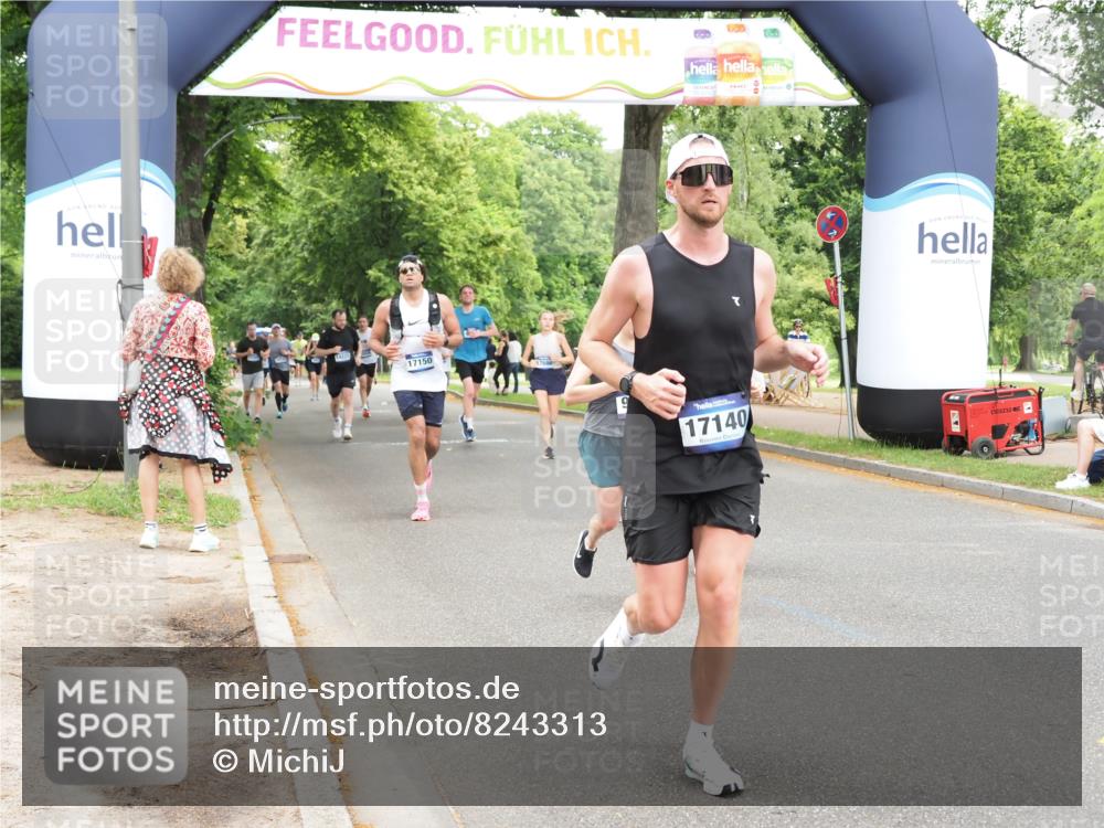 29.06.2025 - hella hamburg halbmarathon MichiJ http://msf.ph/oto/8243313 29.06.2025 10:50:43 Zwischen KM18-KM19 2810, 4389, 5511, 8423, 9986, 12286, 16995, 17140, 17142, 18382, 18530 meine-sportfotos.de
