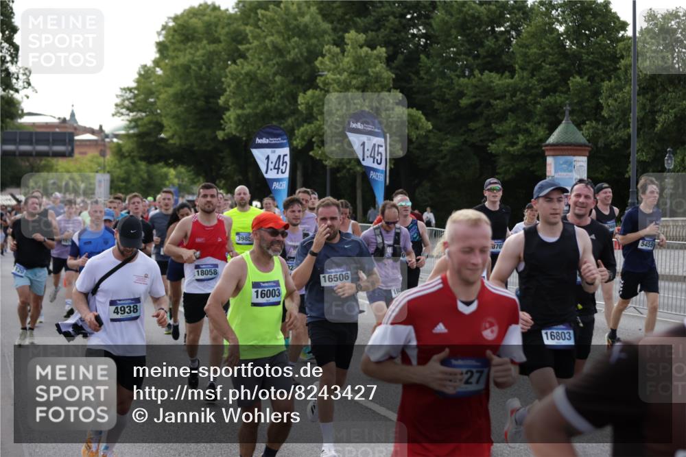 29.06.2025 - hella hamburg halbmarathon Jannik Wohlers http://msf.ph/oto/8243427 29.06.2025 09:55:07 Lombardsbrücke 1120, 1151, 1696, 1706, 1884, 1976, 2207, 2287, 2411, 2706, 2708, 2718, 3087, 3213, 3435, 3985, 4088, 4093, 4189, 4847, 4890, 4938, 5102, 5421, 5459, 5708, 5915, 6009, 6054, 6158, 6421, 6532, 6662, 6691, 7312, 8139, 8153, 8205, 8216, 8218, 8302, 8454, 8577, 8720, 8856, 8899, 8927, 9386, 9529, 9649, 9720, 9786, 9934, 10053, 10115, 10184, 10423, 10988, 11309, 11340, 11356, 12149, 12171, 12450, 12519, 12533, 12891, 13233, 13289, 13570, 13894, 13996, 14045 meine-sportfotos.de