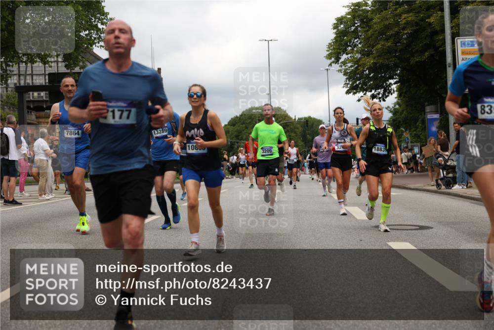 29.06.2025 - hella hamburg halbmarathon Yannick Fuchs http://msf.ph/oto/8243437 29.06.2025 10:47:31 20KM 1030, 1061, 1151, 1499, 1706, 1727, 1783, 2070, 2074, 2082, 2099, 2354, 3059, 3208, 3209, 4635, 4770, 5638, 5866, 6481, 6511, 6512, 6628, 6629, 6762, 6877, 6942, 7177, 7274, 7864, 7918, 8335, 8390, 8447, 9142, 9537, 10549, 10891, 10895, 11992, 12379, 12413, 12490, 12875, 12909, 13032, 13289, 13865, 13997, 14323, 15061, 15126, 15179, 15441, 15497, 15502, 15838, 15946, 16477, 16538, 16986, 17348, 18134, 18143, 18418, 18487, 18590 meine-sportfotos.de