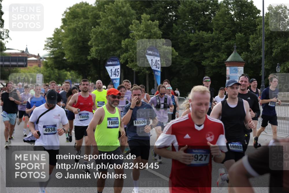 29.06.2025 - hella hamburg halbmarathon Jannik Wohlers http://msf.ph/oto/8243445 29.06.2025 09:55:07 Lombardsbrücke 1120, 1151, 1696, 1706, 1884, 1976, 2207, 2287, 2411, 2706, 2708, 2718, 3087, 3213, 3435, 3985, 4088, 4093, 4189, 4847, 4890, 4938, 5102, 5421, 5459, 5708, 5915, 6009, 6054, 6158, 6421, 6532, 6662, 6691, 7312, 8139, 8153, 8205, 8216, 8218, 8302, 8454, 8577, 8720, 8856, 8899, 8927, 9386, 9529, 9649, 9720, 9786, 9934, 10053, 10115, 10184, 10423, 10988, 11309, 11340, 11356, 12149, 12171, 12450, 12519, 12533, 12891, 13233, 13289, 13570, 13894, 13996, 14045 meine-sportfotos.de