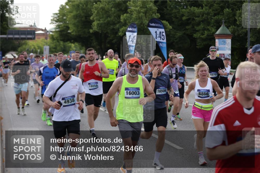 29.06.2025 - hella hamburg halbmarathon Jannik Wohlers http://msf.ph/oto/8243466 29.06.2025 09:55:08 Lombardsbrücke 1120, 1151, 1696, 1706, 1884, 1976, 2284, 2411, 2706, 2708, 2718, 3087, 3213, 3399, 3435, 3985, 4088, 4093, 4189, 4847, 4890, 4938, 5421, 5459, 5708, 5915, 6009, 6054, 6421, 6532, 6662, 6691, 7312, 8139, 8153, 8205, 8216, 8218, 8302, 8454, 8577, 8720, 8856, 8899, 8927, 9386, 9491, 9529, 9649, 9720, 9786, 9934, 10053, 10115, 10184, 10423, 10988, 11309, 11340, 11356, 11819, 12149, 12171, 12450, 12519, 12533, 12891, 13233, 13289, 13570, 13799, 13894, 13996, 14045 meine-sportfotos.de