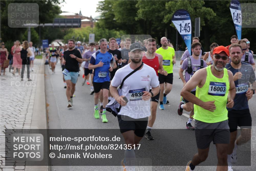 29.06.2025 - hella hamburg halbmarathon Jannik Wohlers http://msf.ph/oto/8243517 29.06.2025 09:55:08 Lombardsbrücke 1120, 1151, 1696, 1706, 1884, 1976, 2284, 2411, 2706, 2708, 2718, 3087, 3213, 3399, 3435, 3985, 4088, 4093, 4189, 4847, 4890, 4938, 5421, 5459, 5708, 5915, 6009, 6054, 6421, 6532, 6662, 6691, 7312, 8139, 8153, 8205, 8216, 8218, 8302, 8454, 8577, 8720, 8856, 8899, 8927, 9386, 9491, 9529, 9649, 9720, 9786, 9934, 10053, 10115, 10184, 10423, 10988, 11309, 11340, 11356, 11819, 12149, 12171, 12450, 12519, 12533, 12891, 13233, 13289, 13570, 13799, 13894, 13996, 14045 meine-sportfotos.de
