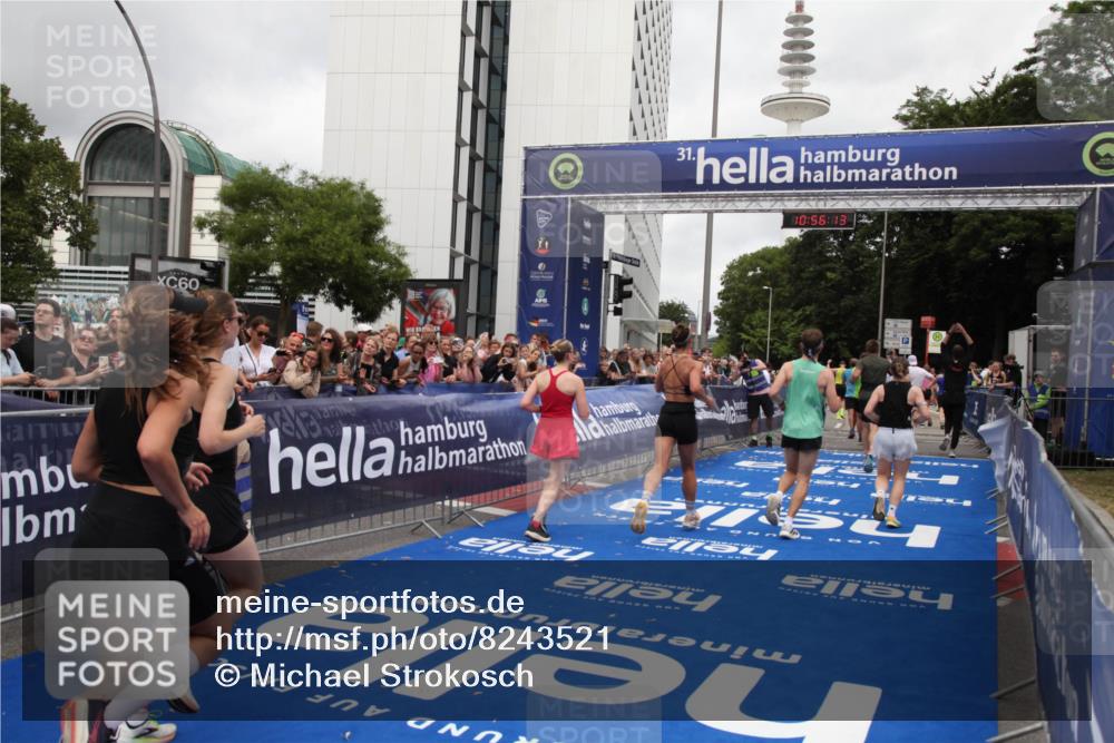 29.06.2025 - hella hamburg halbmarathon Michael Strokosch http://msf.ph/oto/8243521 29.06.2025 10:56:12 Ziel 1180, 3058, 4594, 4813, 5492, 5570, 7594, 8330, 8639, 9907, 12545, 14363, 17640, 17642, 18212 meine-sportfotos.de