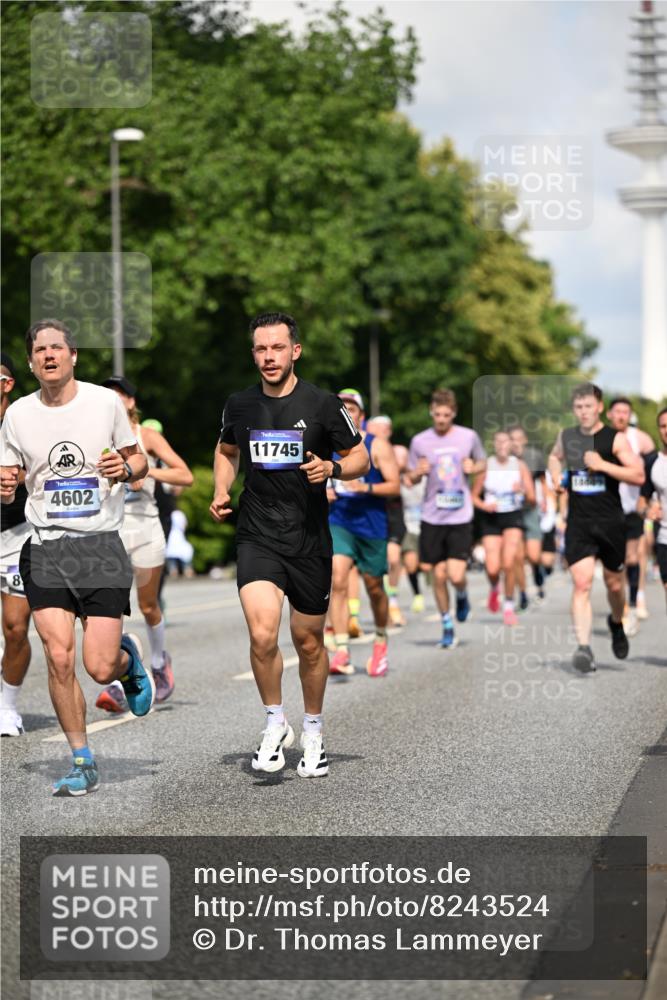 29.06.2025 - hella hamburg halbmarathon Dr. Thomas Lammeyer http://msf.ph/oto/8243524 29.06.2025 09:51:14 Kennedybrücke 1164, 1562, 1644, 2196, 2296, 2404, 3783, 4602, 5092, 5923, 6990, 8362, 8901, 9178, 9944, 10384, 10968, 11202, 11227 meine-sportfotos.de