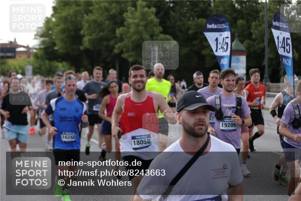 29.06.2025 - hella hamburg halbmarathon Jannik Wohlers http://msf.ph/oto/8243663 29.06.2025 09:55:09 Lombardsbrücke 1120, 1151, 1630, 1706, 1884, 1976, 2284, 2706, 2708, 2718, 3087, 3213, 3399, 3654, 3985, 4088, 4345, 4847, 4890, 4938, 5421, 5459, 5708, 5915, 6009, 6054, 6421, 6532, 6691, 7269, 7312, 8139, 8153, 8205, 8216, 8218, 8302, 8454, 8577, 8720, 8856, 8899, 8927, 9386, 9491, 9529, 9720, 9786, 9934, 10115, 10184, 10988, 11309, 11340, 11356, 11819, 12149, 12171, 12450, 12519, 12533, 12891, 13233, 13289, 13570, 13799, 13894, 13996, 14045 meine-sportfotos.de