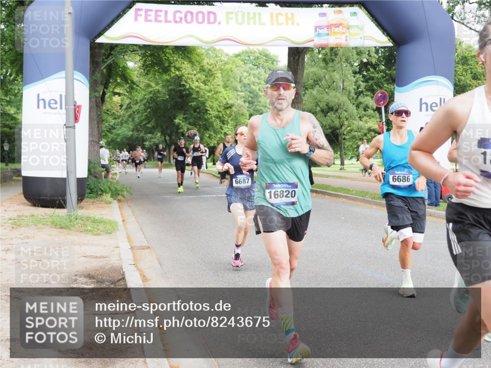 29.06.2025 - hella hamburg halbmarathon MichiJ http://msf.ph/oto/8243675 29.06.2025 10:27:58 Zwischen KM18-KM19 1343, 1803, 2563, 3547, 6686, 9265, 11619, 12091, 14311, 15013, 15094, 15744, 16820, 17215, 17360, 17792, 18285 meine-sportfotos.de