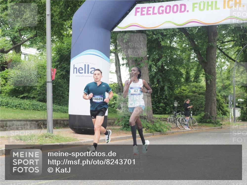 29.06.2025 - hella hamburg halbmarathon KatJ http://msf.ph/oto/8243701 29.06.2025 10:05:06 Zwischen KM18-KM19 42 meine-sportfotos.de