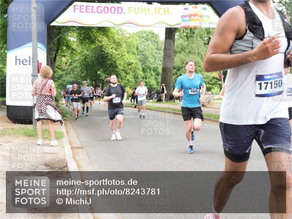 29.06.2025 - hella hamburg halbmarathon MichiJ http://msf.ph/oto/8243781 29.06.2025 10:50:46 Zwischen KM18-KM19 4389, 5511, 6966, 9986, 17140, 17142, 17150, 17533, 17685, 17686, 18382 meine-sportfotos.de