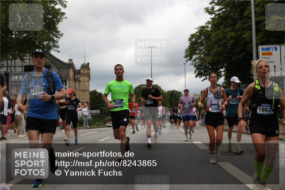 29.06.2025 - hella hamburg halbmarathon Yannick Fuchs http://msf.ph/oto/8243865 29.06.2025 10:47:33 20KM 1030, 1061, 1151, 1499, 1706, 1727, 1783, 2058, 2070, 2082, 2099, 2354, 2518, 3059, 3208, 3209, 3819, 4635, 4770, 5638, 5866, 6481, 6511, 6512, 6628, 6629, 6762, 6877, 6942, 7177, 7274, 7864, 7918, 8335, 8390, 8447, 9142, 10549, 10891, 10895, 11844, 12379, 12413, 12490, 12632, 12909, 13032, 13033, 13289, 13865, 13997, 14323, 15061, 15126, 15179, 15441, 15497, 15502, 15838, 15946, 16477, 16538, 16986, 17348, 18134, 18143, 18418, 18487, 18590 meine-sportfotos.de