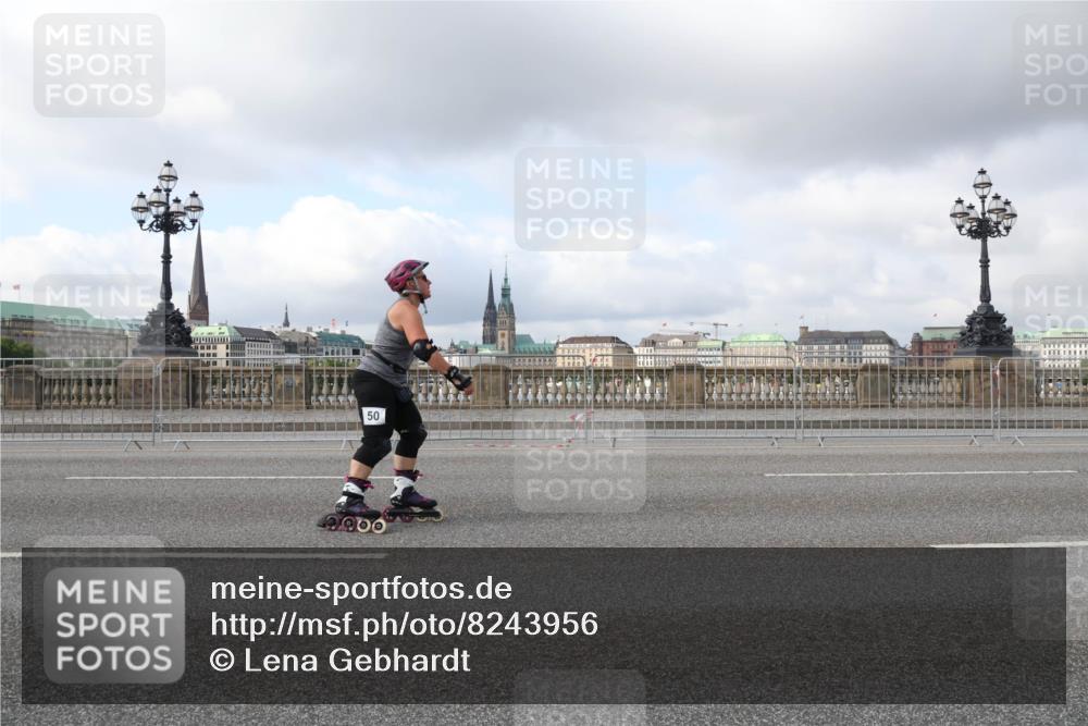 29.06.2025 - hella hamburg halbmarathon Lena Gebhardt http://msf.ph/oto/8243956 29.06.2025 09:02:29 Lombardsbrücke  meine-sportfotos.de