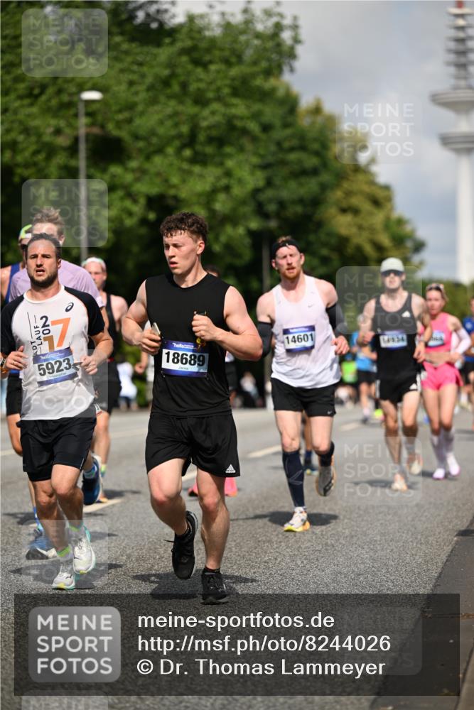 29.06.2025 - hella hamburg halbmarathon Dr. Thomas Lammeyer http://msf.ph/oto/8244026 29.06.2025 09:51:17 Kennedybrücke 1164, 1562, 1644, 1743, 2196, 2296, 3783, 4602, 5092, 5923, 6990, 8362, 8901, 9178, 9944, 10384, 10900, 10968, 11202, 11227 meine-sportfotos.de