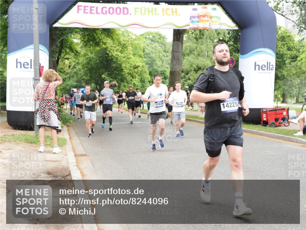 29.06.2025 - hella hamburg halbmarathon MichiJ http://msf.ph/oto/8244096 29.06.2025 10:50:48 Zwischen KM18-KM19 4945, 6966, 9986, 14225, 17140, 17150, 17321, 17533, 17685, 17686 meine-sportfotos.de