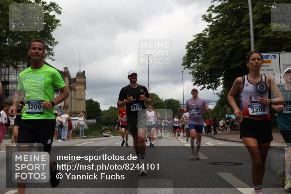 29.06.2025 - hella hamburg halbmarathon Yannick Fuchs http://msf.ph/oto/8244101 29.06.2025 10:47:34 20KM 1030, 1061, 1151, 1499, 1502, 1706, 1727, 1783, 2058, 2070, 2082, 2099, 2354, 2518, 3208, 3209, 3819, 4635, 4770, 5638, 5866, 6481, 6511, 6512, 6628, 6629, 6762, 6877, 6942, 7177, 7274, 7864, 7918, 8335, 8390, 8447, 9142, 10549, 10891, 10895, 11068, 11844, 12379, 12413, 12490, 12632, 12909, 13032, 13033, 13289, 13865, 13912, 13997, 14323, 15061, 15126, 15179, 15441, 15497, 15502, 15838, 15856, 15946, 16477, 16538, 16986, 17348, 18134, 18143, 18418, 18487, 18590 meine-sportfotos.de