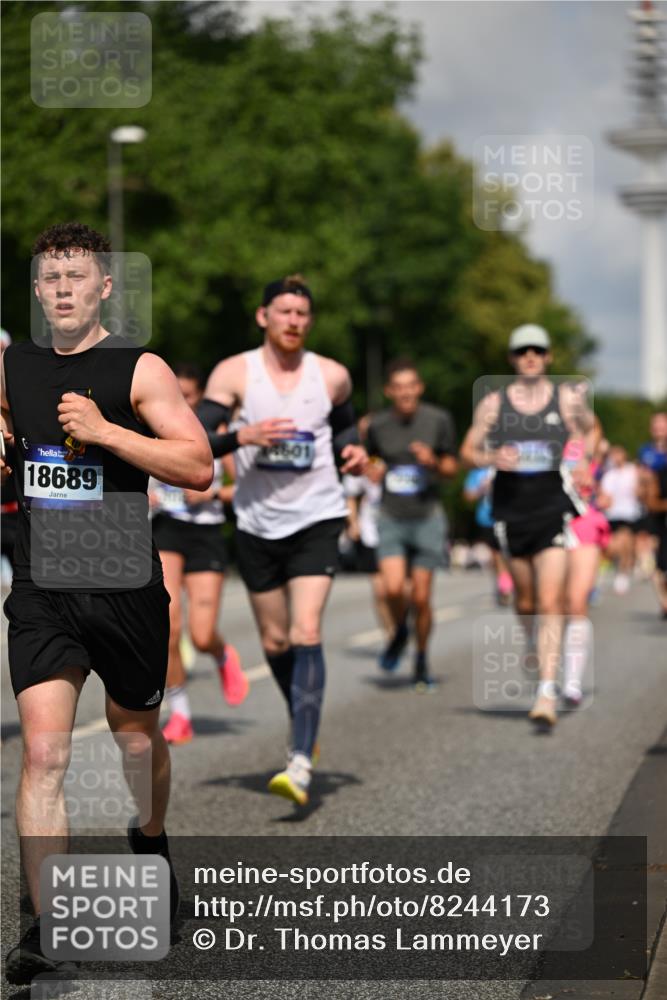 29.06.2025 - hella hamburg halbmarathon Dr. Thomas Lammeyer http://msf.ph/oto/8244173 29.06.2025 09:51:18 Kennedybrücke 1164, 1562, 1644, 1743, 2196, 2296, 3783, 4602, 5092, 5923, 6990, 8362, 8901, 9178, 9944, 10384, 10900, 10968, 11202, 11227 meine-sportfotos.de