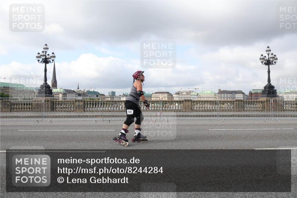 29.06.2025 - hella hamburg halbmarathon Lena Gebhardt http://msf.ph/oto/8244284 29.06.2025 09:02:29 Lombardsbrücke  meine-sportfotos.de