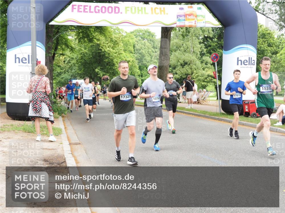 29.06.2025 - hella hamburg halbmarathon MichiJ http://msf.ph/oto/8244356 29.06.2025 10:50:52 Zwischen KM18-KM19 1531, 4945, 6966, 10742, 12836, 14225, 16770, 17150, 17321, 17533, 17685, 17686, 17818 meine-sportfotos.de