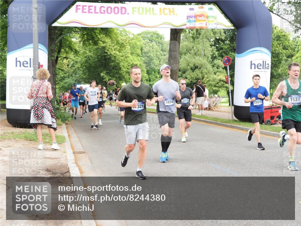 29.06.2025 - hella hamburg halbmarathon MichiJ http://msf.ph/oto/8244380 29.06.2025 10:50:52 Zwischen KM18-KM19 1531, 4945, 6966, 10742, 12836, 14225, 16770, 17150, 17321, 17533, 17685, 17686, 17818 meine-sportfotos.de