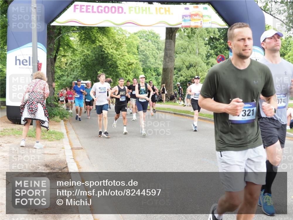 29.06.2025 - hella hamburg halbmarathon MichiJ http://msf.ph/oto/8244597 29.06.2025 10:50:53 Zwischen KM18-KM19 1531, 4945, 10742, 12836, 14225, 16770, 17321, 17818 meine-sportfotos.de
