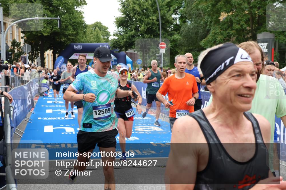 29.06.2025 - hella hamburg halbmarathon Zöllner http://msf.ph/oto/8244627 29.06.2025 10:56:44 Ziel 4152, 6416, 6759, 7037, 7646, 8311, 8744, 8996, 9488, 11083, 11870, 12509, 14369, 15134, 15145, 15431, 15712, 16043, 16121, 17259, 18340, 18634, 18899 meine-sportfotos.de