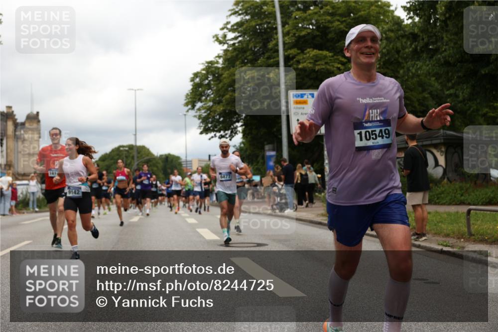 29.06.2025 - hella hamburg halbmarathon Yannick Fuchs http://msf.ph/oto/8244725 29.06.2025 10:47:36 20KM 1030, 1061, 1151, 1502, 1706, 1727, 2058, 2070, 2082, 2354, 2518, 2630, 3096, 3208, 3209, 3819, 4770, 5020, 5638, 5866, 6481, 6511, 6512, 6629, 6762, 6877, 6942, 7177, 7274, 7864, 7918, 8335, 8390, 8447, 9142, 10549, 10891, 10895, 11068, 11844, 12379, 12413, 12490, 12632, 12909, 13032, 13033, 13289, 13397, 13865, 13912, 13997, 15061, 15126, 15441, 15497, 15502, 15838, 15856, 15946, 16477, 16538, 17348, 18134, 18143, 18418, 18487, 18590 meine-sportfotos.de