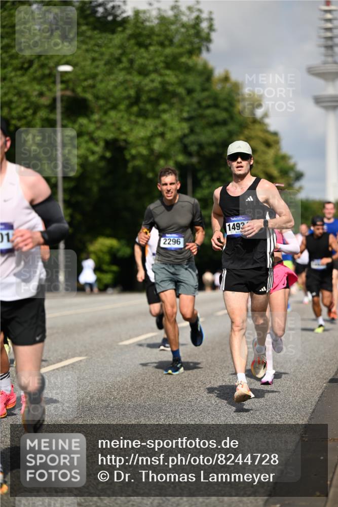 29.06.2025 - hella hamburg halbmarathon Dr. Thomas Lammeyer http://msf.ph/oto/8244728 29.06.2025 09:51:19 Kennedybrücke 1164, 1562, 1644, 1743, 2196, 2296, 3783, 4602, 5091, 5092, 5923, 6684, 6990, 8362, 8901, 9178, 9944, 10384, 10900, 10968, 11202, 11227 meine-sportfotos.de