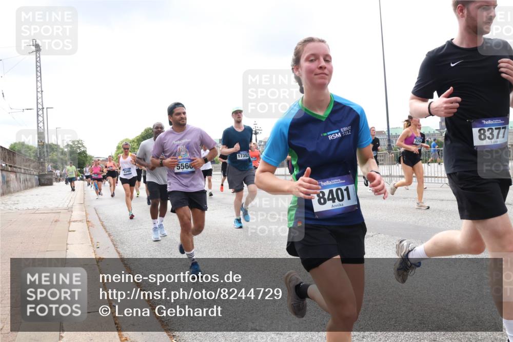 29.06.2025 - hella hamburg halbmarathon Lena Gebhardt http://msf.ph/oto/8244729 29.06.2025 10:33:57 Lombardsbrücke 1189, 1275, 1417, 1705, 1787, 1896, 2265, 2342, 2482, 2496, 2526, 2776, 2933, 3170, 3264, 3340, 3345, 3560, 3829, 3848, 4361, 4433, 4449, 4479, 4696, 4807, 4942, 5075, 5096, 5141, 5557, 5561, 5566, 5569, 5584, 5691, 5821, 5822, 5887, 6109, 6364, 6515, 6516, 6854, 6956, 6999, 7027, 7324, 7329, 7565, 7653, 8021, 8157, 8202, 8277, 8282, 8375, 8377, 8383, 8401, 8891, 9094, 9234, 9258, 9438, 9799, 9875, 9995, 10007, 10071, 10360, 10561, 11811 meine-sportfotos.de