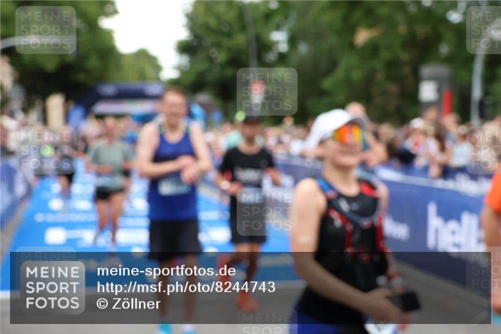 29.06.2025 - hella hamburg halbmarathon Zöllner http://msf.ph/oto/8244743 29.06.2025 10:56:46 Ziel 3836, 4152, 6416, 6759, 7646, 8744, 8825, 8996, 9488, 11083, 11870, 14369, 14461, 15134, 15431, 15712, 16043, 16121, 17133, 17259, 18340, 18634, 18899 meine-sportfotos.de