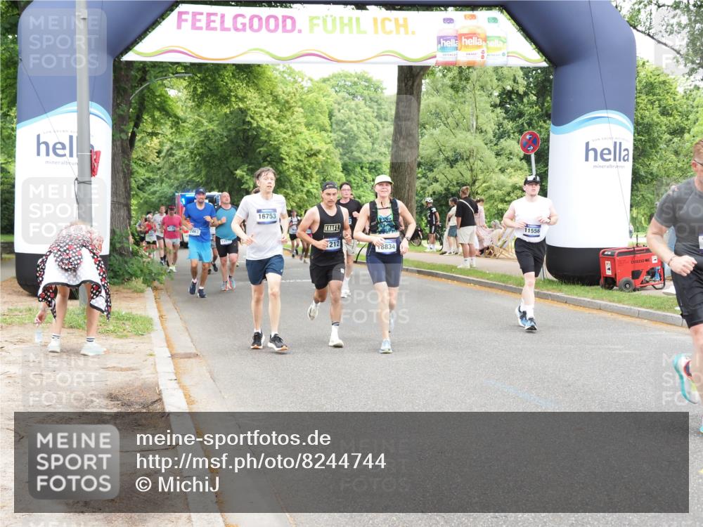 29.06.2025 - hella hamburg halbmarathon MichiJ http://msf.ph/oto/8244744 29.06.2025 10:50:54 Zwischen KM18-KM19 1212, 1531, 4945, 10742, 11556, 12836, 14225, 16770, 17321, 17818 meine-sportfotos.de