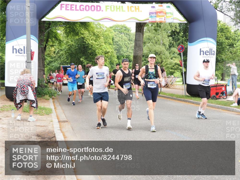 29.06.2025 - hella hamburg halbmarathon MichiJ http://msf.ph/oto/8244798 29.06.2025 10:50:55 Zwischen KM18-KM19 1212, 1531, 4945, 10742, 11556, 12836, 13932, 14225, 16753, 16770, 17321, 17818 meine-sportfotos.de
