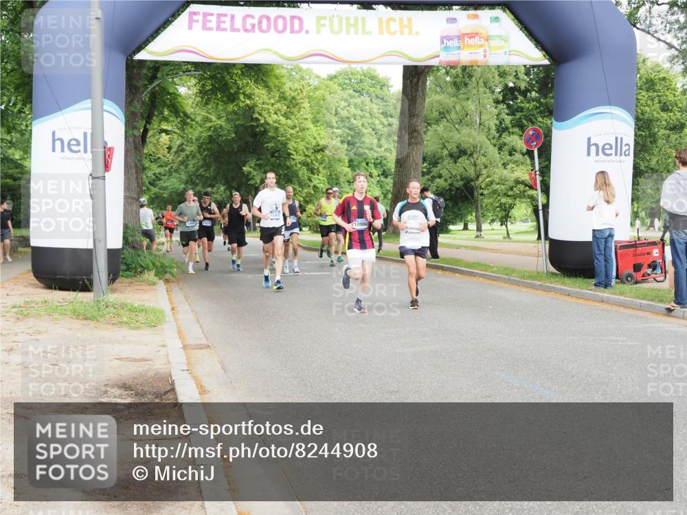 29.06.2025 - hella hamburg halbmarathon MichiJ http://msf.ph/oto/8244908 29.06.2025 10:28:12 Zwischen KM18-KM19 2546, 10900, 11305, 13190, 15336, 15556, 16656 meine-sportfotos.de
