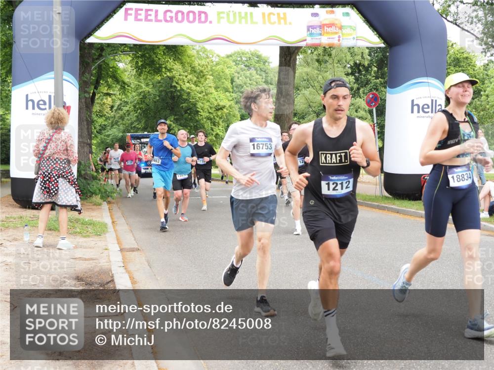 29.06.2025 - hella hamburg halbmarathon MichiJ http://msf.ph/oto/8245008 29.06.2025 10:50:56 Zwischen KM18-KM19 1212, 1531, 4945, 5653, 9681, 10742, 11556, 11657, 12781, 12836, 13932, 16753, 16770, 17818 meine-sportfotos.de