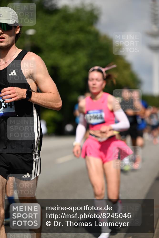 29.06.2025 - hella hamburg halbmarathon Dr. Thomas Lammeyer http://msf.ph/oto/8245046 29.06.2025 09:51:21 Kennedybrücke 1164, 1385, 1562, 1644, 1743, 2196, 2296, 4602, 5091, 5092, 5315, 5923, 6684, 6990, 8362, 8901, 9178, 9944, 10384, 10900, 10968, 11202, 11227 meine-sportfotos.de