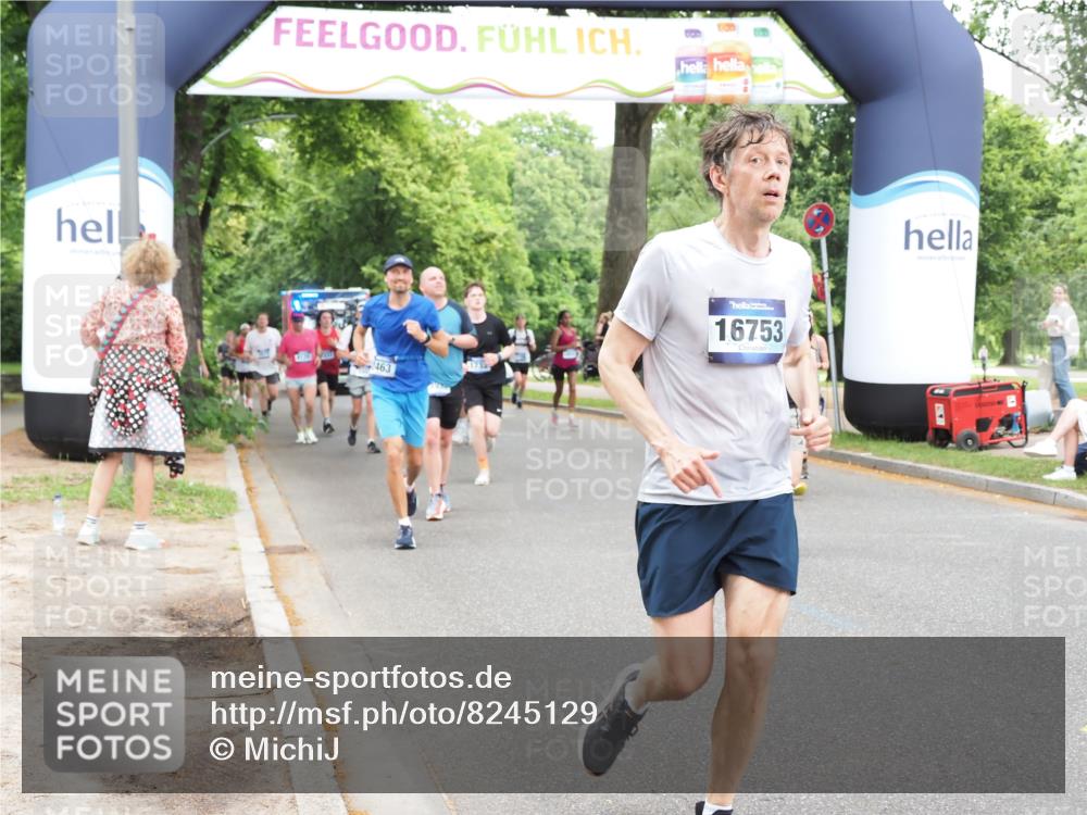 29.06.2025 - hella hamburg halbmarathon MichiJ http://msf.ph/oto/8245129 29.06.2025 10:50:56 Zwischen KM18-KM19 1212, 1531, 4945, 5653, 9681, 10742, 11556, 11657, 12781, 12836, 13932, 16753, 16770, 17818 meine-sportfotos.de