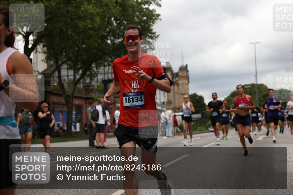 29.06.2025 - hella hamburg halbmarathon Yannick Fuchs http://msf.ph/oto/8245186 29.06.2025 10:47:38 20KM 1030, 1151, 1267, 1502, 1706, 1727, 2058, 2070, 2082, 2354, 2518, 2630, 3096, 3208, 3209, 3819, 4770, 5020, 5638, 5866, 6481, 6511, 6512, 6629, 6762, 6877, 6942, 7177, 7274, 7864, 7918, 8335, 8390, 8447, 9142, 10549, 10891, 10895, 11068, 11844, 12379, 12632, 12909, 13032, 13033, 13289, 13397, 13865, 13912, 13997, 15061, 15126, 15441, 15497, 15502, 15838, 15856, 15946, 16477, 16538, 17348, 18134, 18143, 18418, 18487, 18590 meine-sportfotos.de