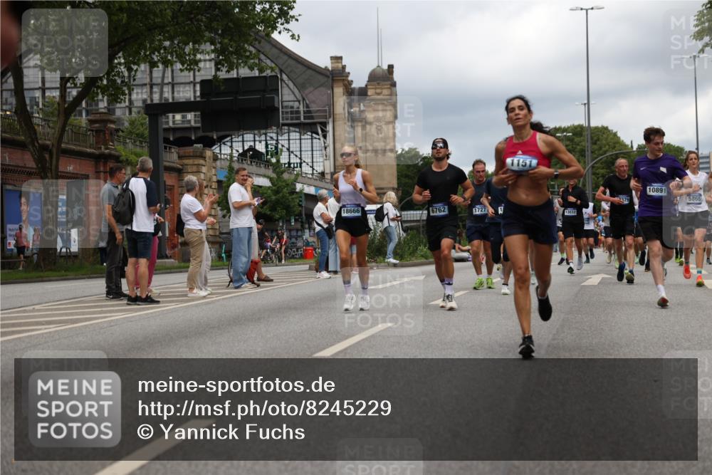 29.06.2025 - hella hamburg halbmarathon Yannick Fuchs http://msf.ph/oto/8245229 29.06.2025 10:47:39 20KM 1030, 1151, 1267, 1502, 1727, 2058, 2070, 2082, 2354, 2518, 2630, 3096, 3208, 3209, 3819, 4770, 5020, 5638, 5866, 6294, 6481, 6511, 6512, 6629, 6762, 6877, 6942, 7177, 7274, 7864, 7918, 8335, 8390, 8447, 9142, 10549, 10891, 10895, 11068, 11844, 12379, 12632, 12909, 13032, 13033, 13289, 13397, 13865, 13912, 13997, 15061, 15441, 15497, 15502, 15838, 15856, 15946, 16477, 17348, 17482, 18134, 18143, 18418, 18487, 18590, 18612 meine-sportfotos.de