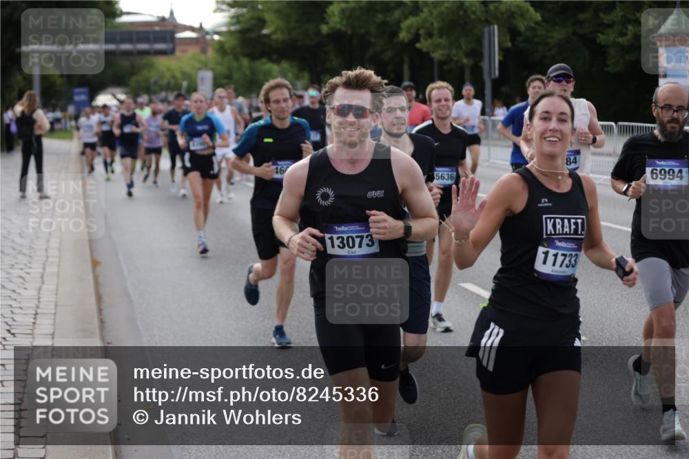 29.06.2025 - hella hamburg halbmarathon Jannik Wohlers http://msf.ph/oto/8245336 29.06.2025 09:55:22 Lombardsbrücke 1120, 1143, 1151, 1216, 1267, 1461, 1630, 2284, 2706, 2708, 2718, 2884, 3213, 3399, 3654, 3692, 3945, 3985, 4033, 4088, 4127, 4324, 4345, 4346, 4601, 4847, 4890, 5421, 5459, 6009, 6054, 6421, 6481, 6691, 6994, 7056, 7100, 7224, 7269, 7367, 7657, 8216, 8234, 8273, 8302, 8390, 8577, 8977, 9386, 9491, 9551, 9786, 9934, 10115, 10408, 10603, 10811, 10895, 11309, 11356, 11733, 11819, 11977, 12149, 12277, 12379, 12450, 12519, 13032, 13073, 13799, 13807, 13894, 13996, 14239 meine-sportfotos.de
