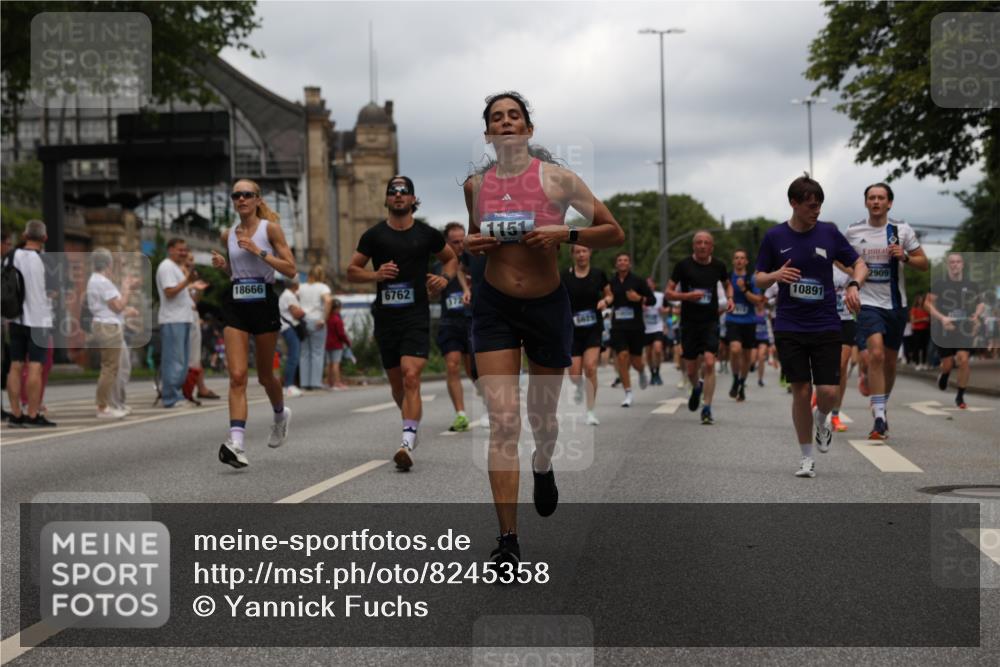 29.06.2025 - hella hamburg halbmarathon Yannick Fuchs http://msf.ph/oto/8245358 29.06.2025 10:47:39 20KM 1030, 1151, 1267, 1502, 1727, 2058, 2070, 2082, 2354, 2518, 2630, 3096, 3208, 3209, 3819, 4770, 5020, 5638, 5866, 6294, 6481, 6511, 6512, 6629, 6762, 6877, 6942, 7177, 7274, 7864, 7918, 8335, 8390, 8447, 9142, 10549, 10891, 10895, 11068, 11844, 12379, 12632, 12909, 13032, 13033, 13289, 13397, 13865, 13912, 13997, 15061, 15441, 15497, 15502, 15838, 15856, 15946, 16477, 17348, 17482, 18134, 18143, 18418, 18487, 18590, 18612 meine-sportfotos.de